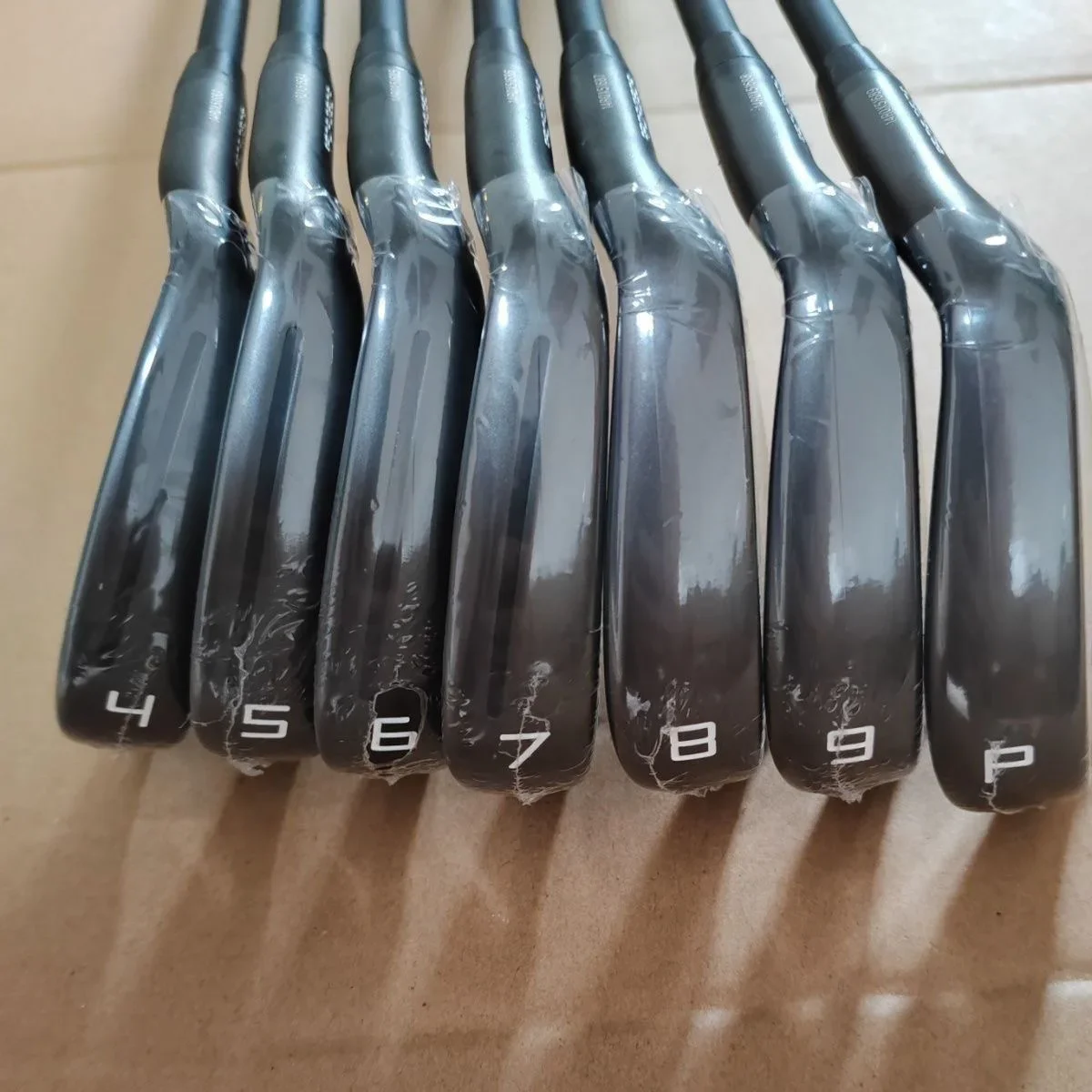 

Black Golf Clubs P790 Irons Set 456789P with Shaft 7pcs GEN 4 Golf Iron sets