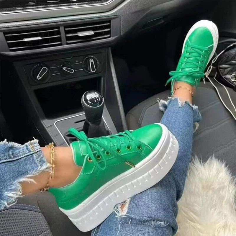 Summer New Large Size Single Shoes Women's Platform Thick Bottom Wedge Shoes Retro Round Head Casual Sneakers