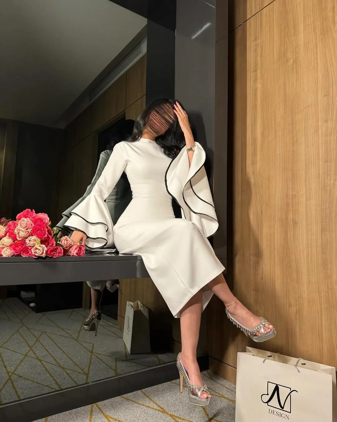 

White V-Neck Prom Dress Mermaid Floor-Length Satin Dress Woman Elegant Formal Occasion Wedding Dresses Evening Party Dresses