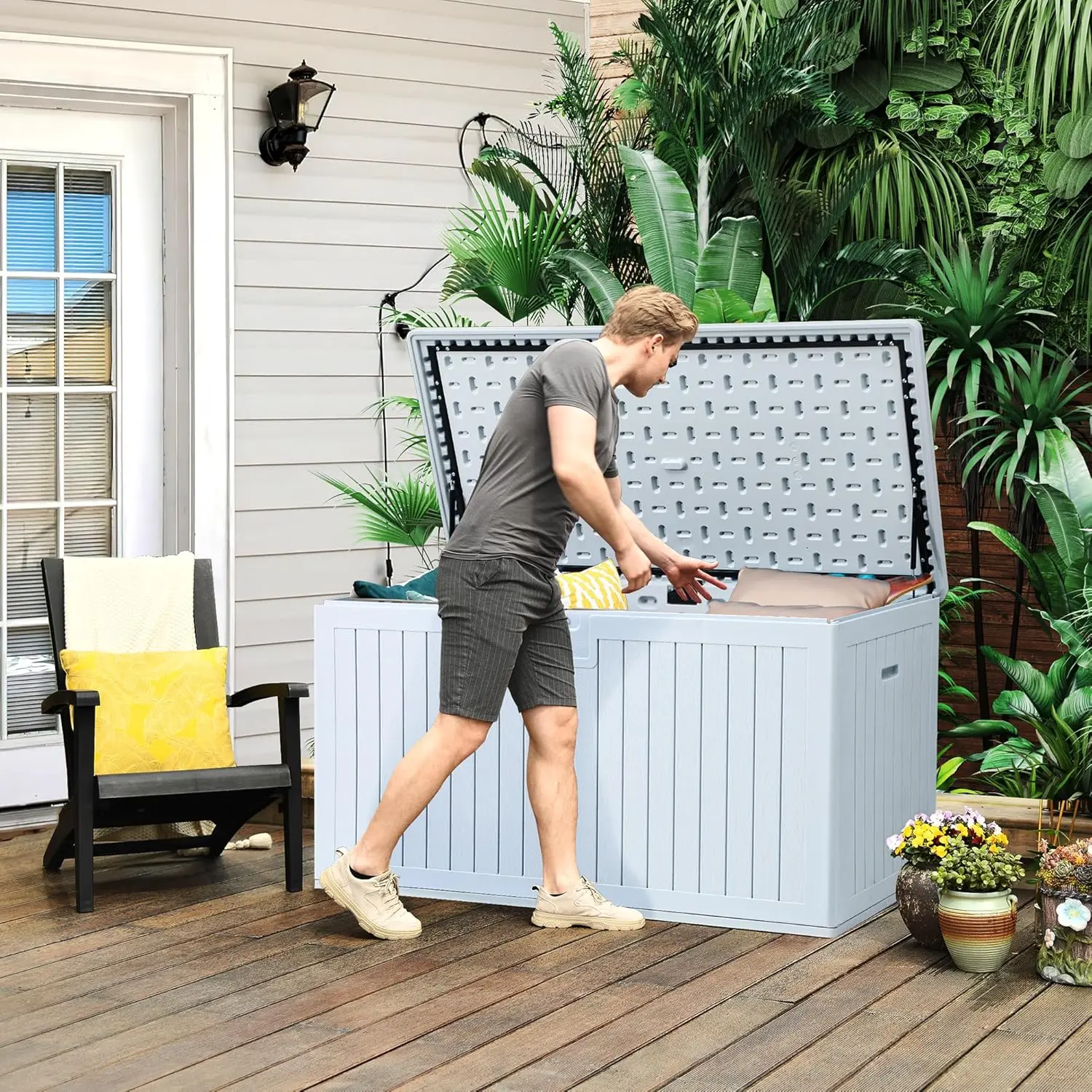 XXL 230 Gallon Large Deck Box 3