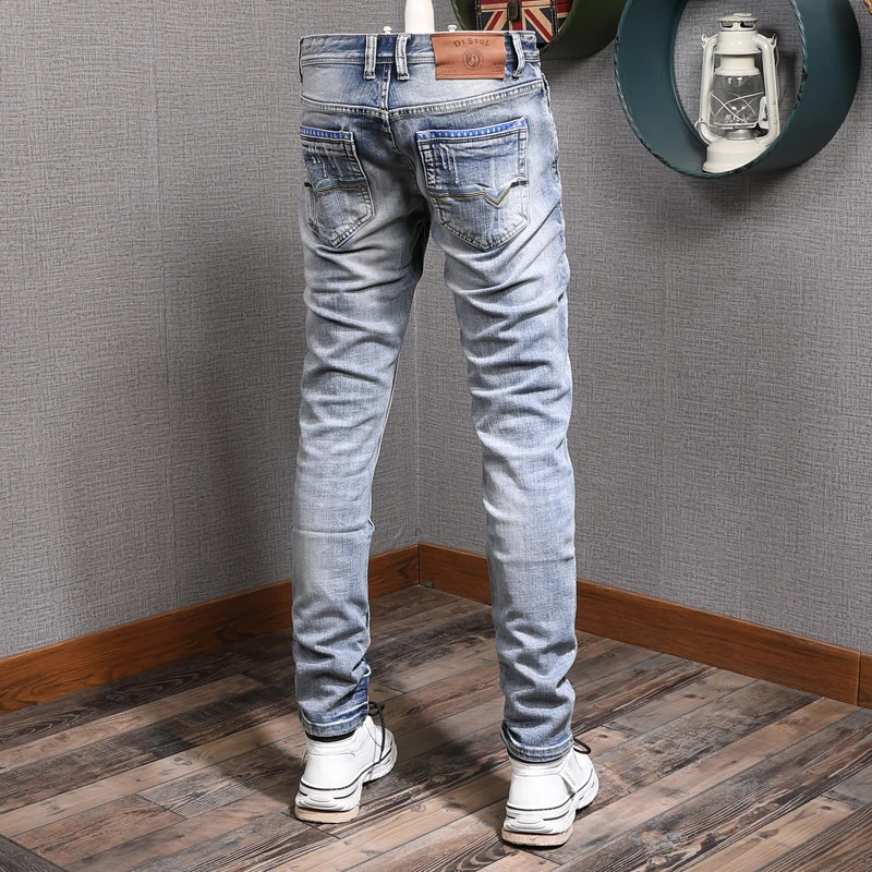 Fashion Designer Men Jeans Retro Light Blue Stretch Slim Fit Printed Ripped Jeans Men Vintage Elastic Casual Denim Pants Hombre
