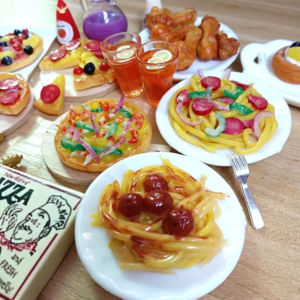 Cute 1/6 Scale Dollhouse Miniature Pizza Chicken Fried Chips Juice Mini Fast Food for Blyth BJD Doll House Kitchen Play Toys 3