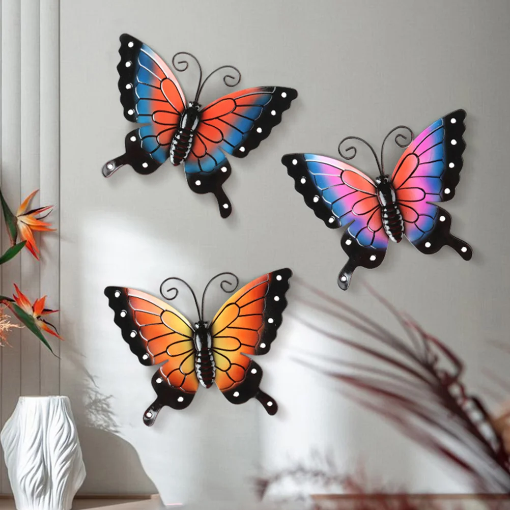 

2Pcs Wall Butterfly Decor Metal Butterfly Hanging Decoration Garden Fence Butterfly Hanging Ornament