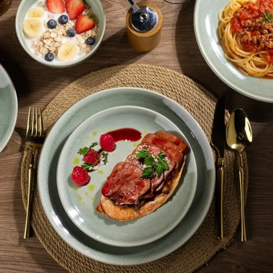 Hand-painted Ceramic Dinnerware Set 4