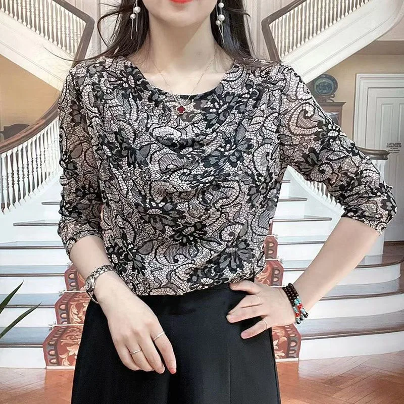 

2023 New Spring and Autumn Mesh Long Sleeve Fashion Top Trend Half High Neck Temperament Loose Size Mom's Underlay Foreigner Shi