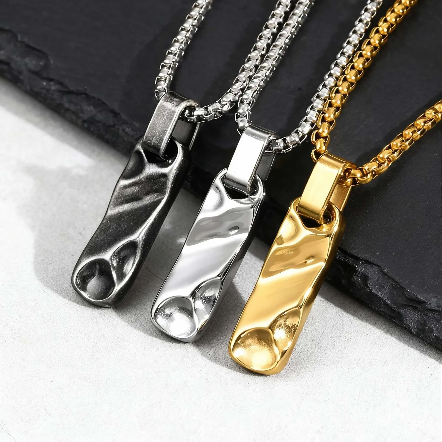 Kleine Dogtag-Anhänger-Halsketten für Männer und Jungen, Vintage-Edelstahl, gehämmerte Textur, Militär-Erkennungsmarken-Halsband, Geschenk