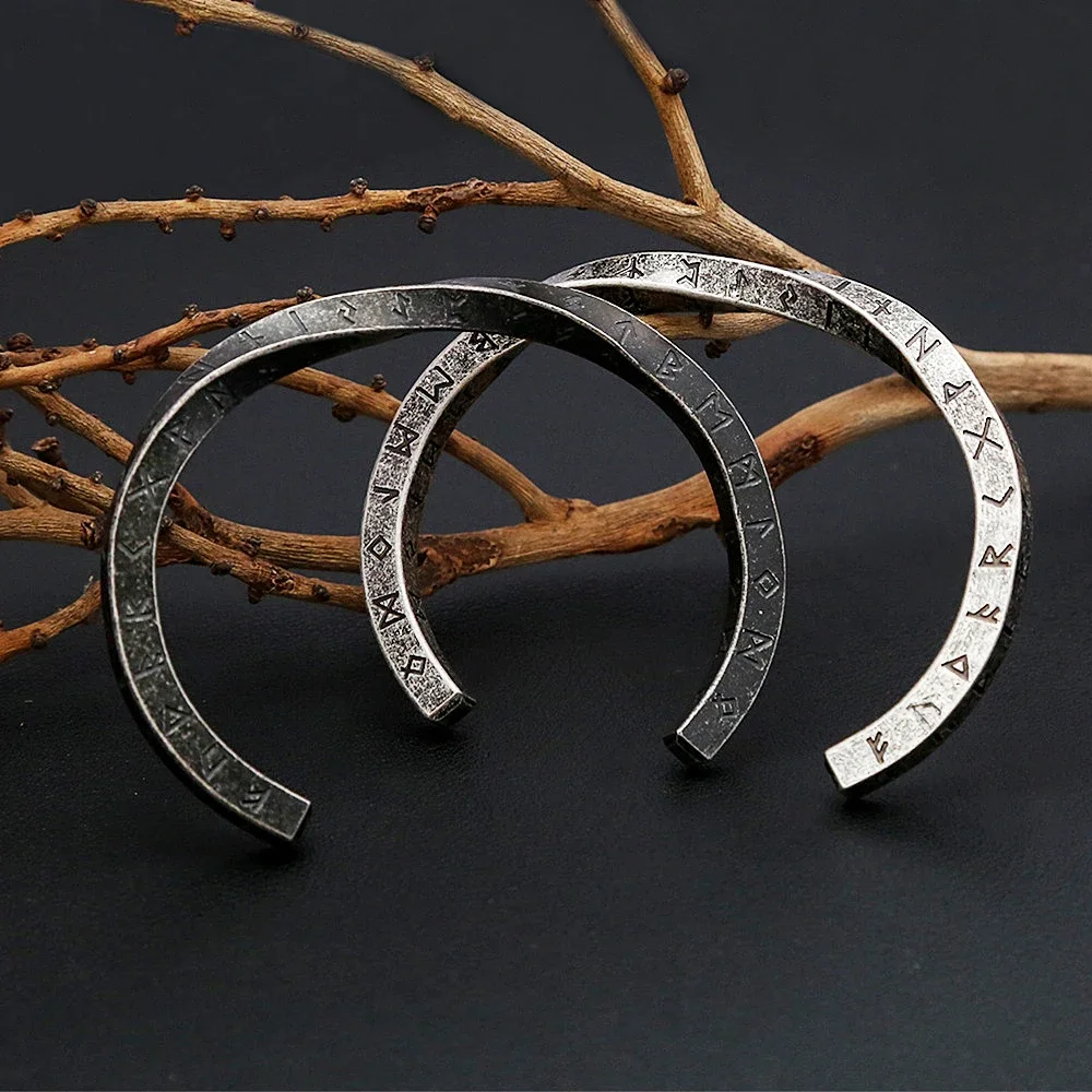 Black Stainless Steel Viking Rune Bracelets For Men Vintage Nordic Bracelet Fashion Biker Amulet Jewelry Gifts
