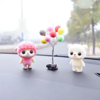 Ornamenti per auto Console Decorazione interna del cruscotto Accessori auto per bambole con palloncino simpatico cartone animato multicolore adorabile mini creativo