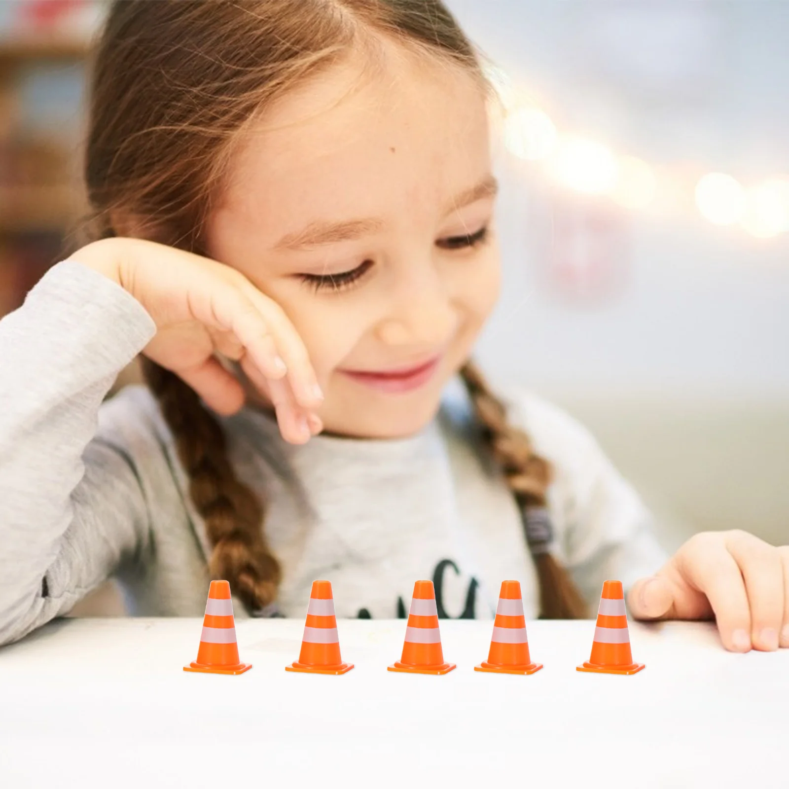 

50/30/10Pcs Mini Traffic Cones Road Street Signs Mini Cones For Classrooms Traffic Cones For Classrooms