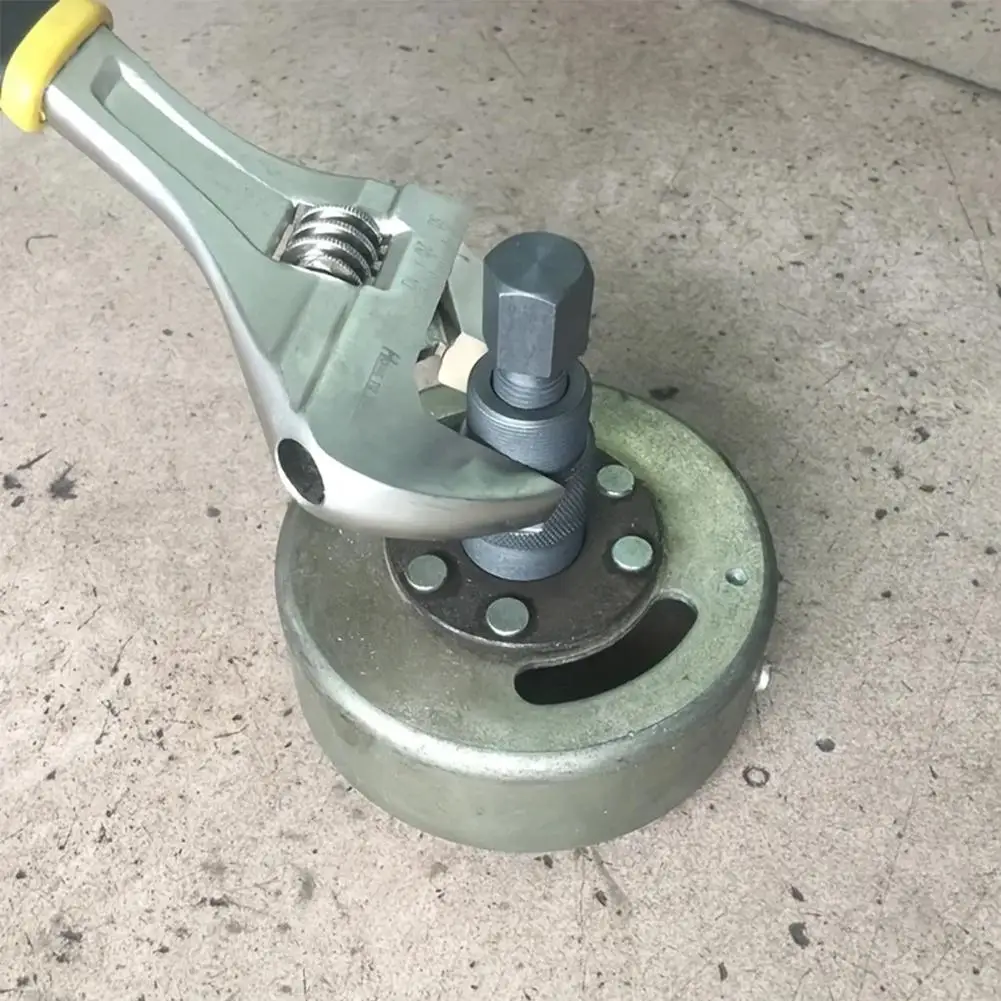 Universal Motorcycle Flywheel Removal Tool - Magneto Stator Rotor Puller