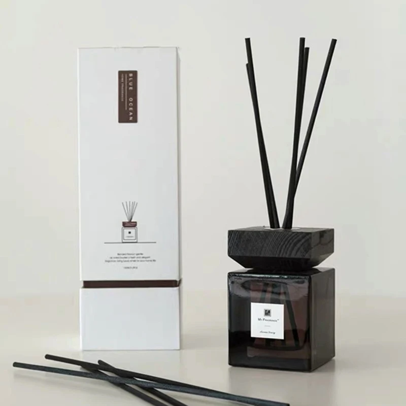 100ml/200ml Sqaure Aromatherapy Bottles Reed Diffuser Refill Accessaries Empty Glass Bottles Rattan Sticks and Wooden Caps