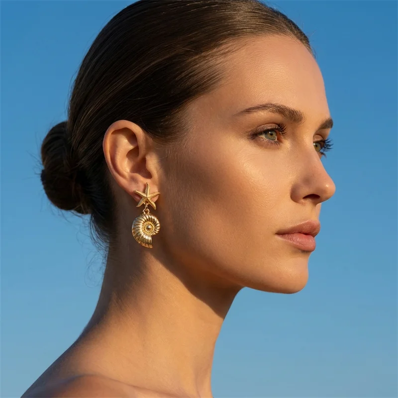 Klassische Metall-Seestern-Ohrhänger für Damen, Bohemian Asymmetrische Muschel-Ohrringe, Sommer Strand Party Urlaub Schmuck