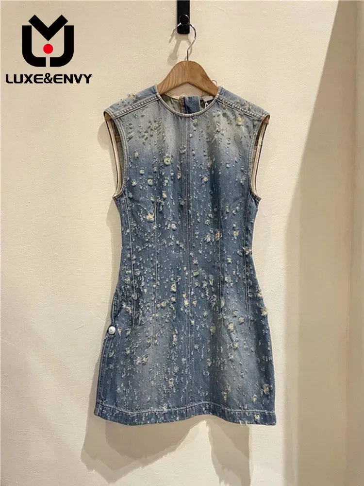 

LUXE&ENVY Korean Style Sweet And Spicy Sleeveless Dress Design With A Sense Of Belonging To The Small Group. Made In 2023 Autumn