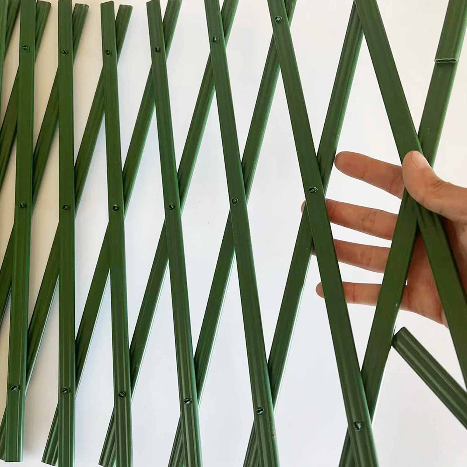 รูปสินค้า Hedge Lattice Trellis Wall Fence ทนทานกึ่งคู่มือกึ่งกล Trellis สําหรับสนามหญ้า Garden Backyard
