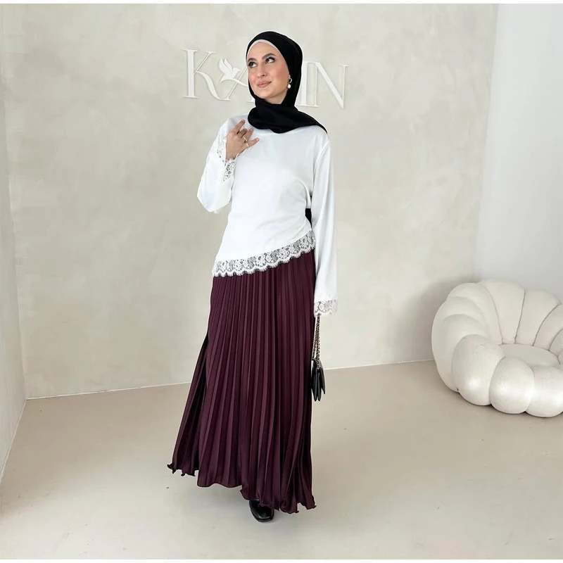 Casual Lace Patchwork Lace-up Tops Women's Slim Belted Waist-cinching Round Neck Pullovers 2026 New Ladies Spring Solid Shirt