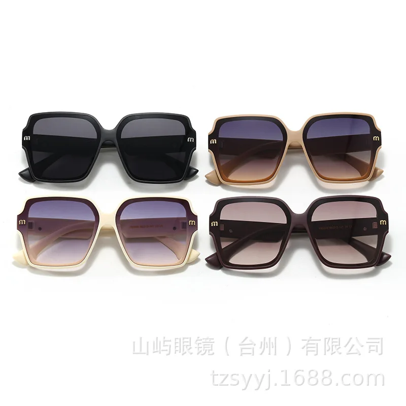 2025 PU �ٸ� ���������� �簢 ������ ������ ���� ���۶� - UV400 ��ȣ �� Instagrammable Streetwear Essential