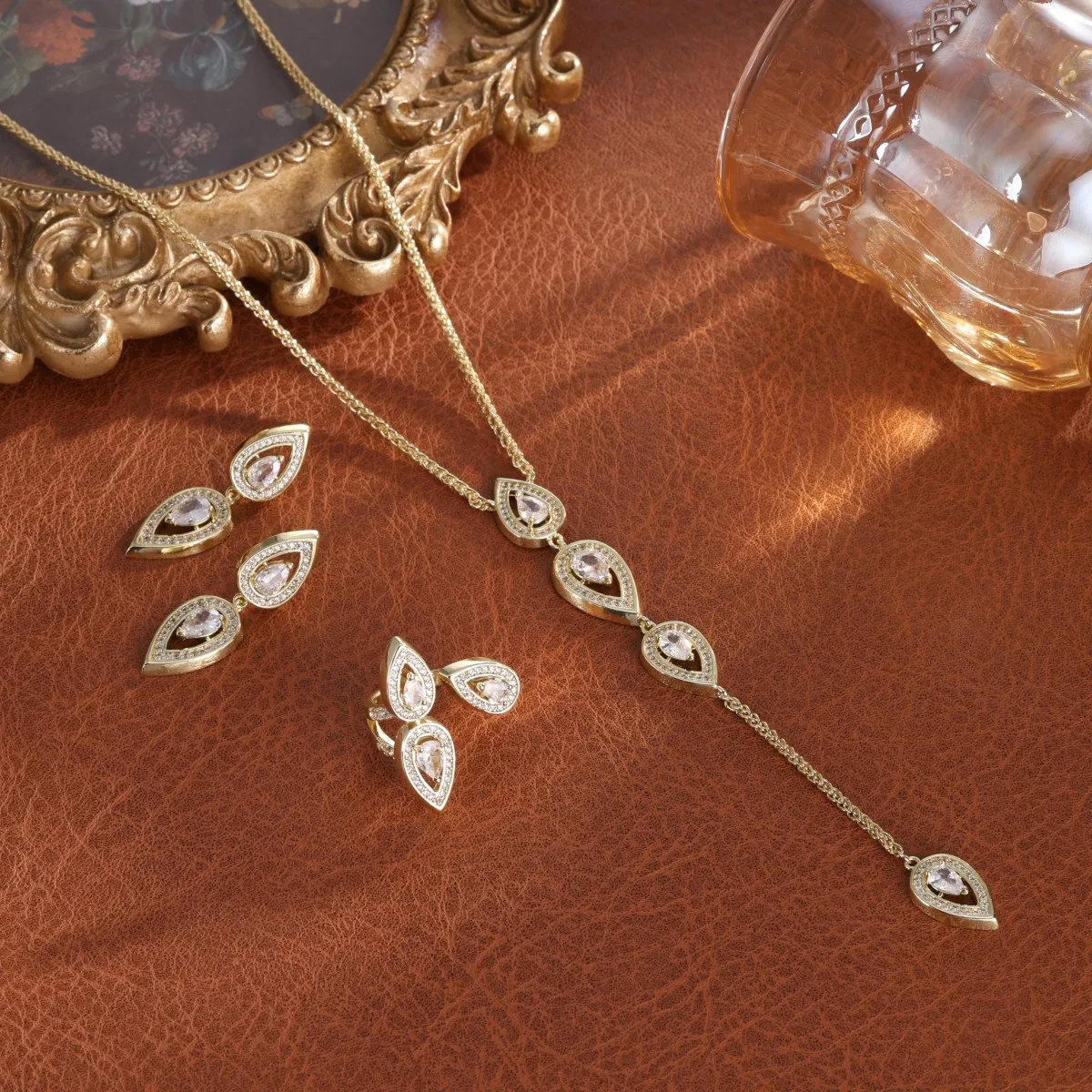Klassisches Schmuckset mit Wassertropfenform und Zirkon-Intarsien, 2/3/4 Stück, für Frauen, Paare, Urlaubsgeschenkset, Party-Alltagsschmuck – Detail 9