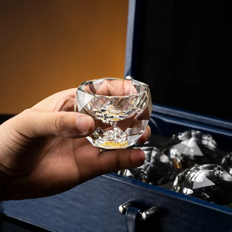 YWDL 1/2/4/6pcs 300ml Liquor Dispenser Measuring Pot Wine Bottle Gold Foil lead-free Crystal Glass Sake 50ml Wine Cup
