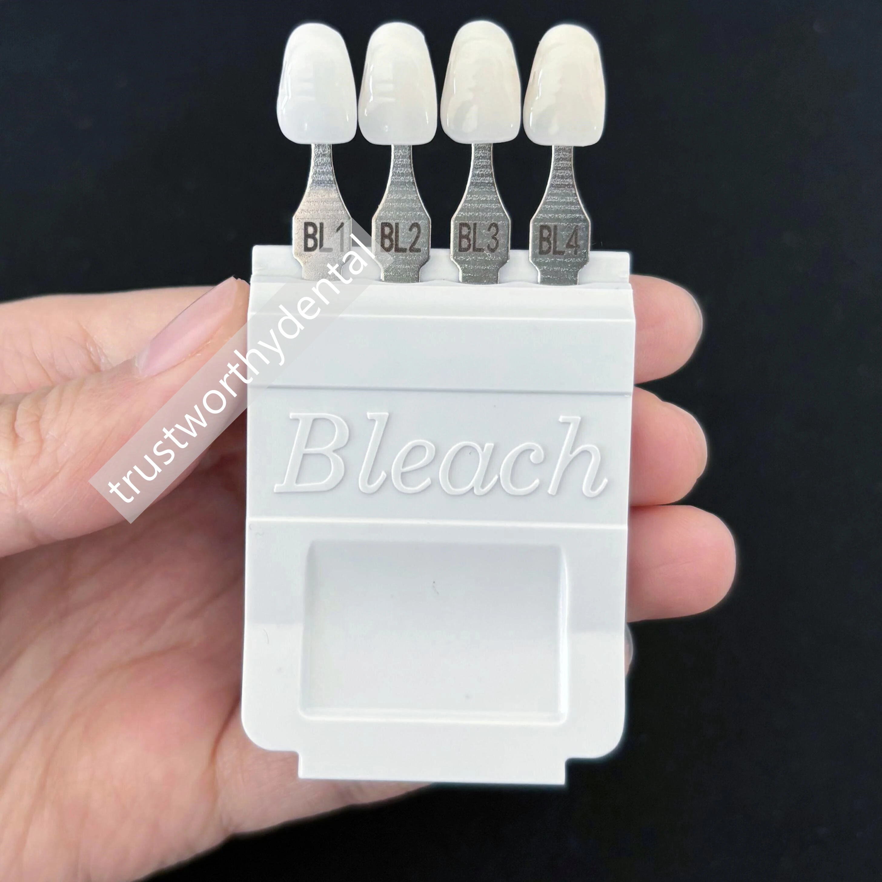 מדריך להלבנת שיניים 4 צבעים BL1 BL2 BL3 BL4 על בסיס להלבנת שיניים מלאכותית A-D