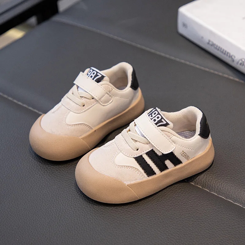 Baskets décontractées pour enfants, chaussures de sport respirantes pour garçons et filles, chaussures de tennis, mode printemps, blanches, plates, course à pied_voghion.com