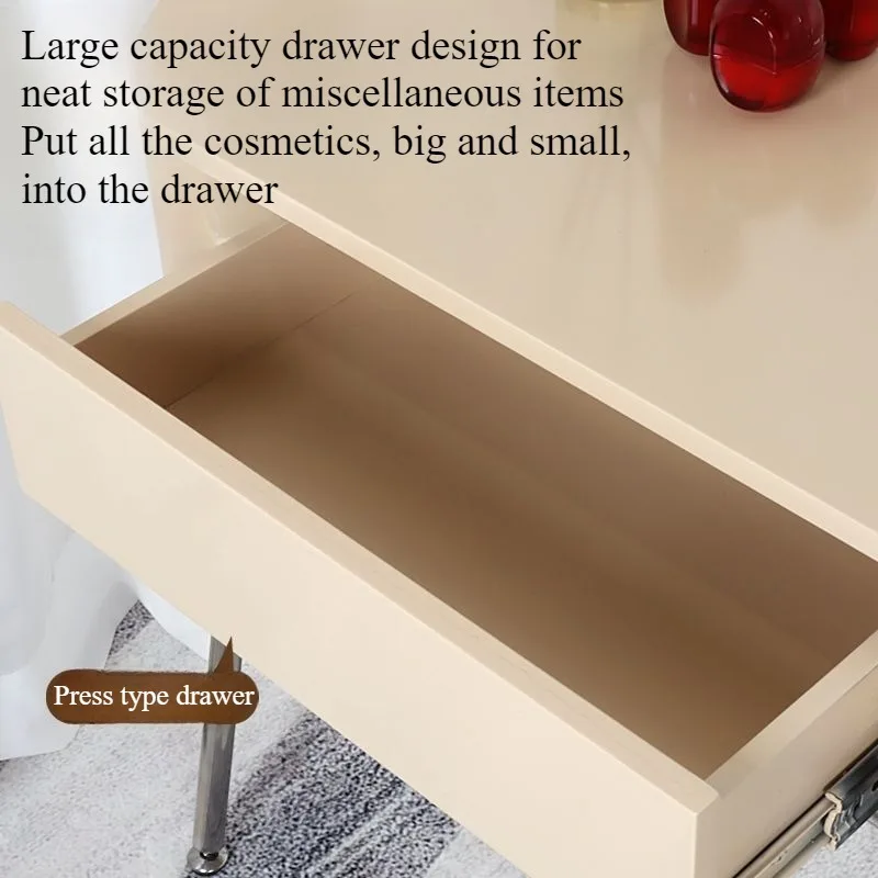 Commode dans un intérieur