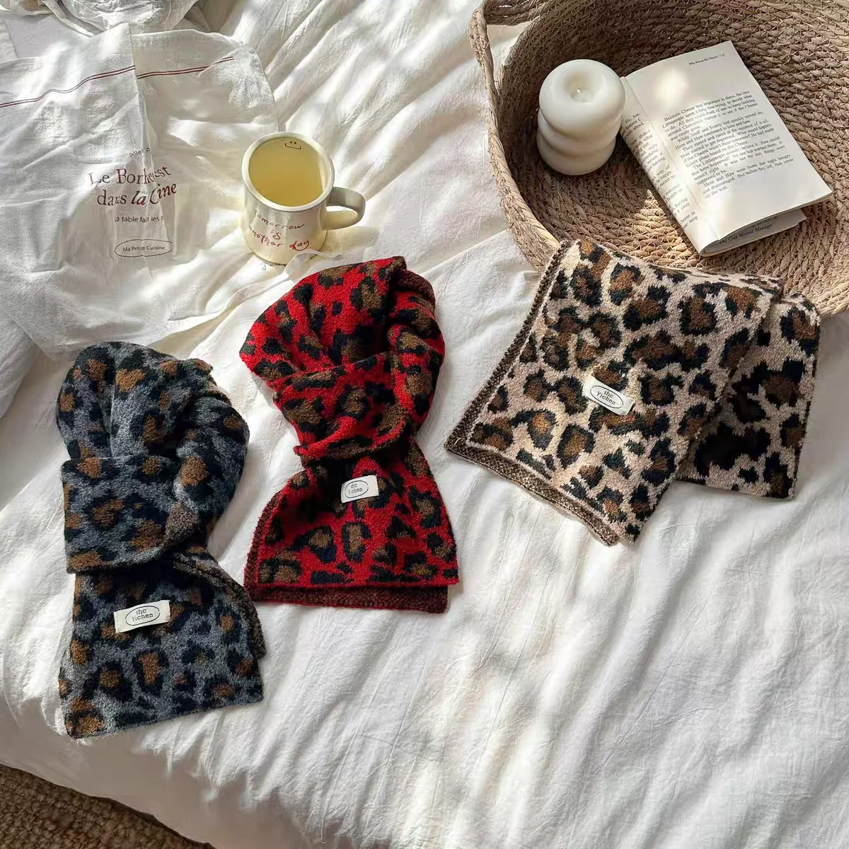 Children's scarf vintage warm leopard scarf Korean version personality men's and women's foreign style knitted wool trend