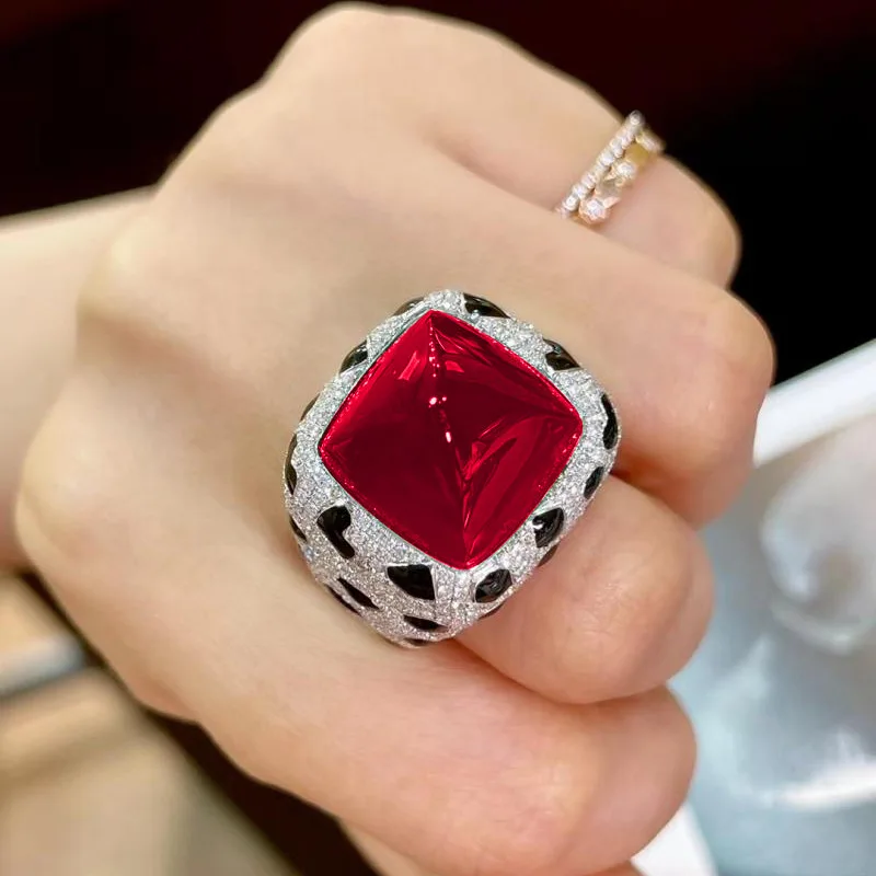 

Huge 12 Carat Dapphire Ruby Emerald Gemstone Rings 925 Silver Leopard Print Resizable Rings Wedding Party Fine Jewelry