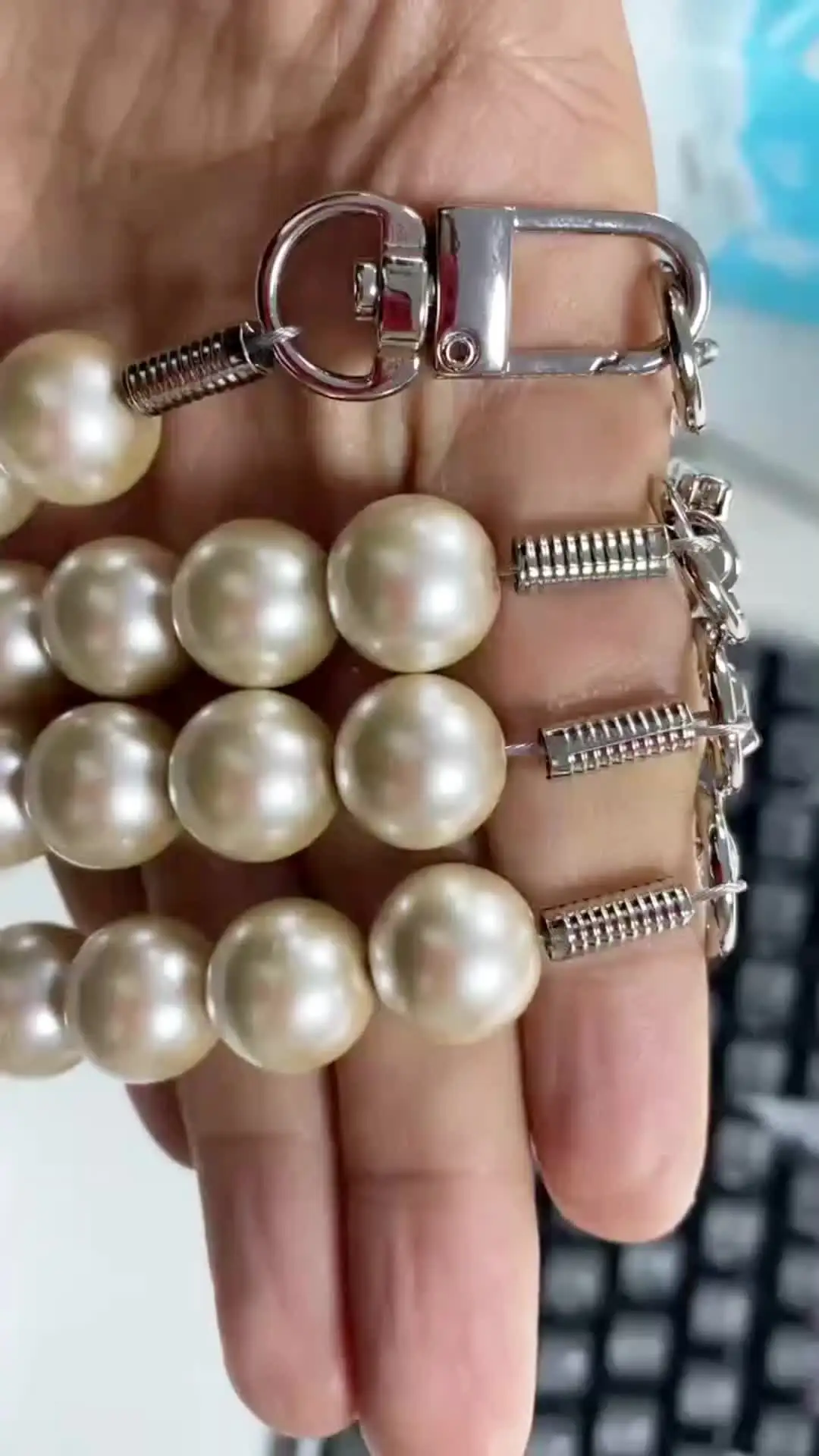 Collare di perle per animali domestici, collana con fiocco da principessa per cani, gioiello per gatti, catena per cani con strass, accessorio per cuccioli (S-bianco