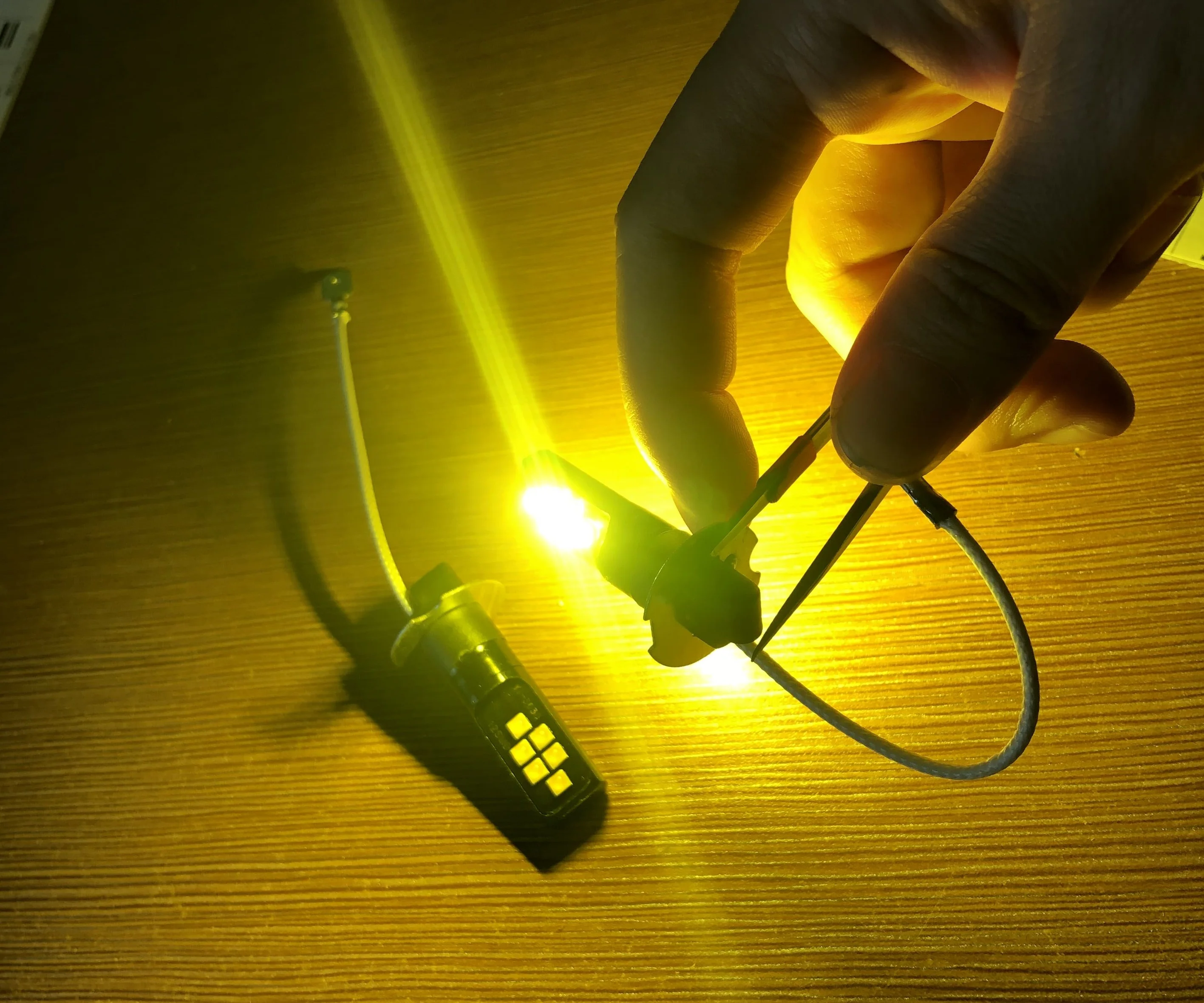 2Pcs 자동차 H3 LED 안개등 업그레이드 3030 칩 자동 전면 안개등 주간 주행등 흰색 6000K 노란색 12V