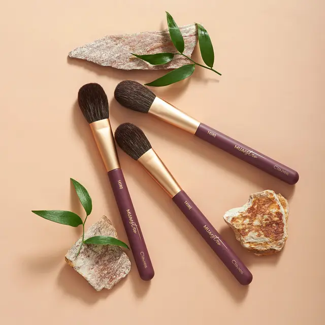 Kit de brochas de maquillaje sintéticas 4 piezas Emoape: Acabado Profesional y Cruelty-Free