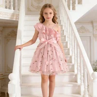 Robes pour filles style anglais, à bretelles asymétriques à volants, jupe trapèze, vêtements d'été tendance pour enfants, pour fêtes 2