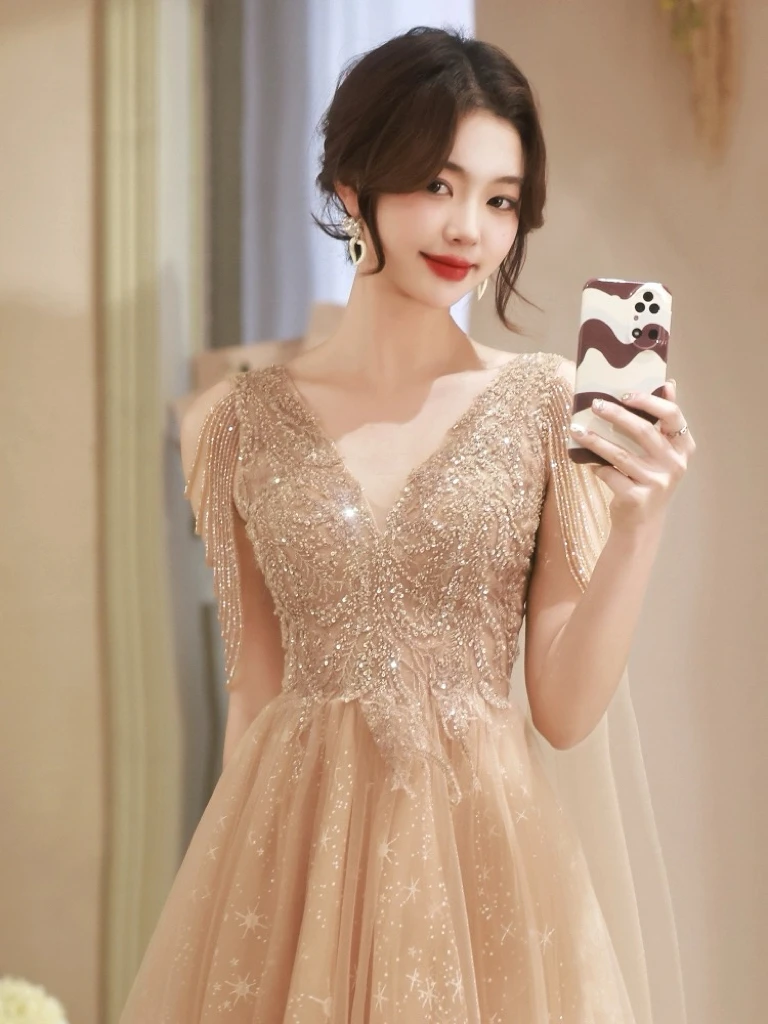 

Gorgeous Champagne Bridesmaid Dresses V-neck Tassel Beading Applique A-line Lace-up Star Tulle Woman Celebrity Evening Gowns New