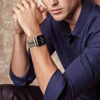 Le bracelet de mode en acier inoxydable convient à Apple Watch 38/40/41mm42/44/45/49mm, bracelet en métal convient à l'IWatch 987654321 SE SE 3