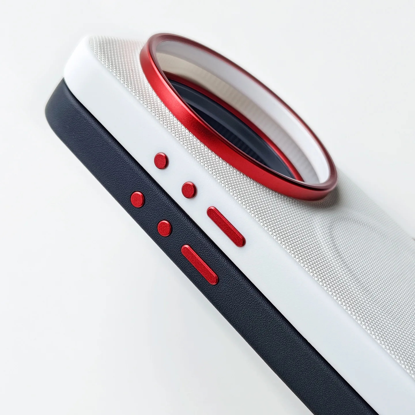 Luxurious Leather Skin-Friendly Drop-Resistant Magnetic Closure Case