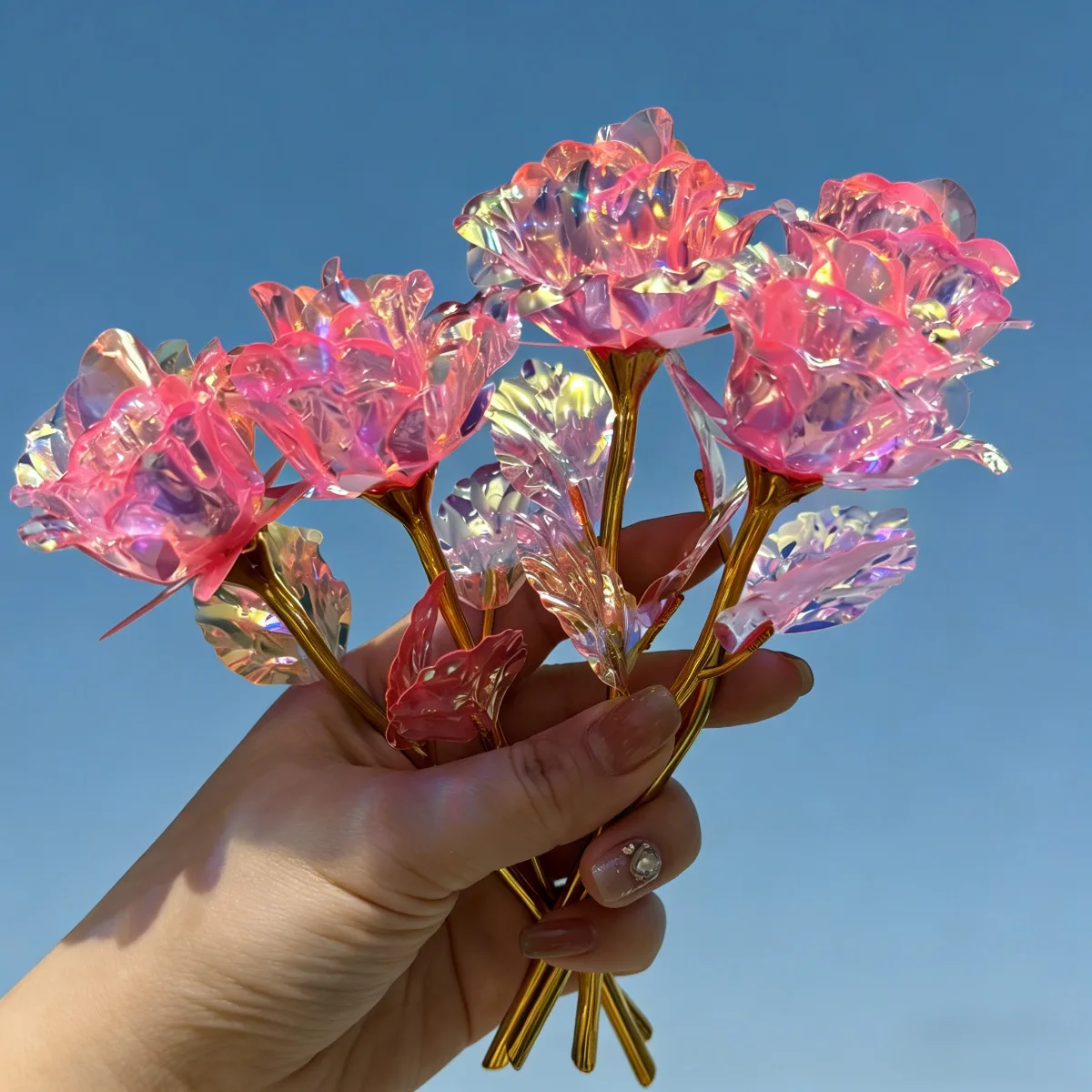 5 Stück Brillanter Ewiger Kristallrosenstrauß Realistische Plastikrosen mit Exquisiter Rosa Farbverlauf für Hochzeiten Valentinstag – Detail 1