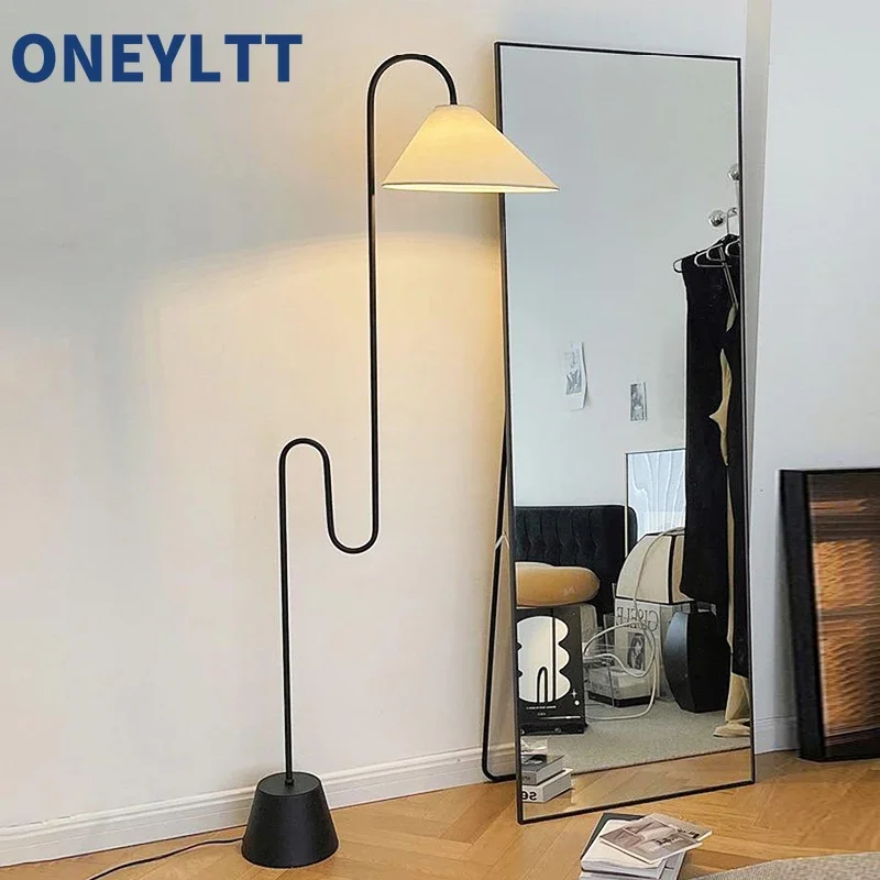 

Scandinavian Designer Creative Living Room Floor Lamp Sofa Corner Standing Lamps Vintage Bedroom Bedside Decorative Lights