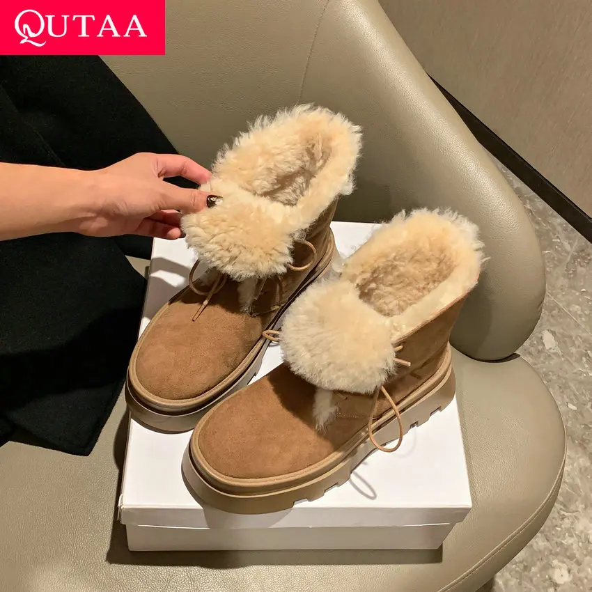 

QUTAA/2024 г. Зимние теплые плюшевые ботинки на высоком каблуке женские ботильоны повседневная обувь из коровьей замши с перекрестной шнуровкой на платформе, размеры 34-39