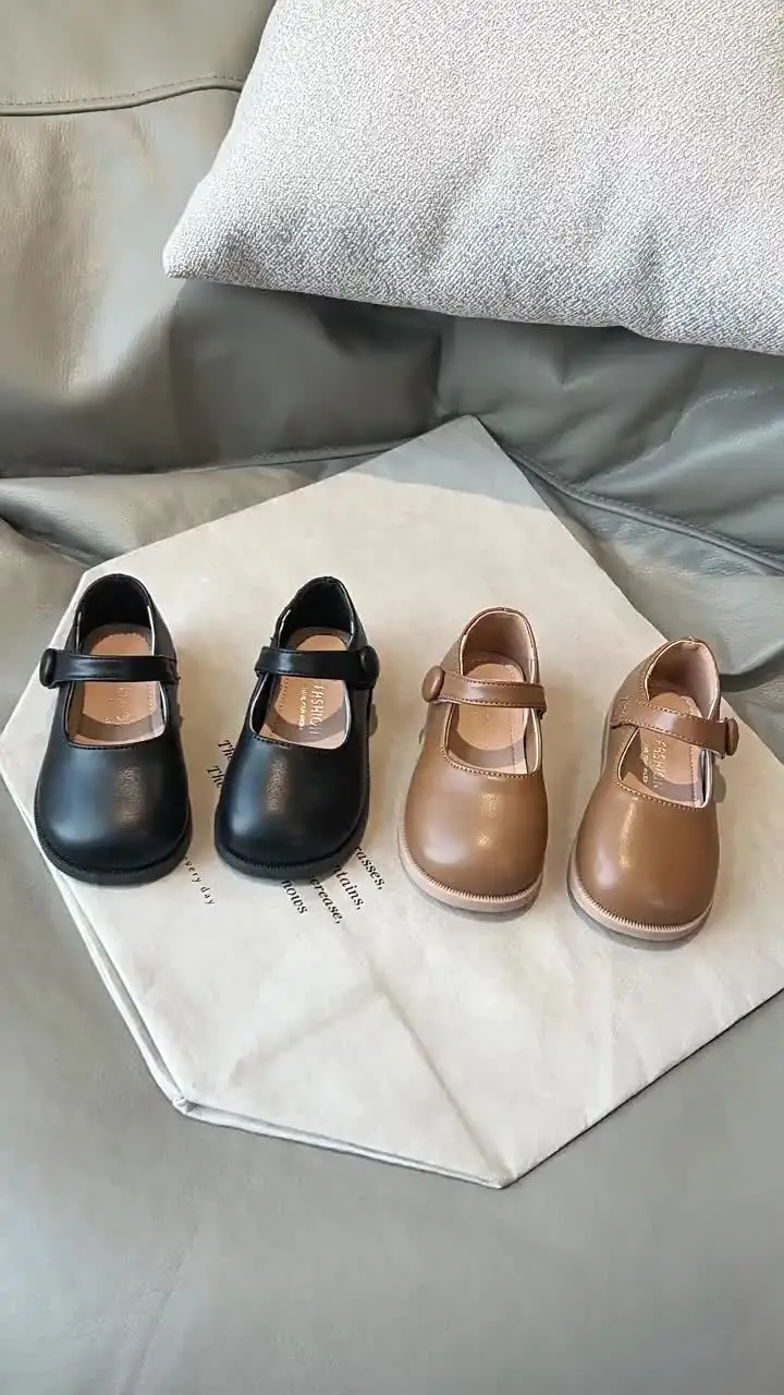 Scarpe Mary Jane A2Z In PU Verniciato Nero Con Fibbia Regolabile, Suola Antiscivolo TPR, Per Scuola Università E Ufficio
