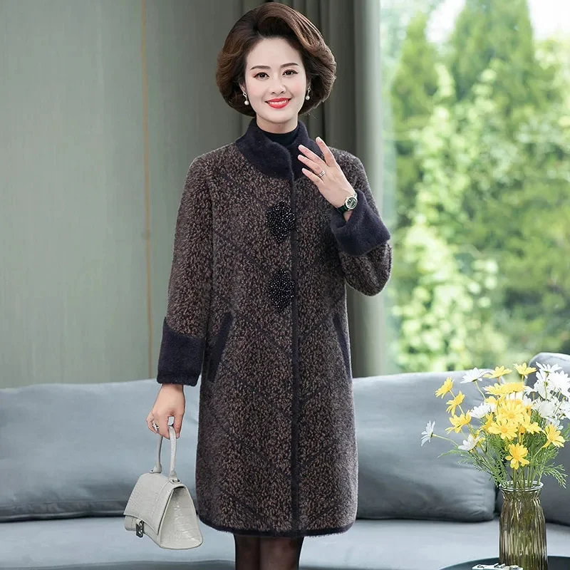 2023 New Mom Autumn/Winter Fashion Foreign Mink Fleece Coat Top Middle Old Age Women's Wool Coat Middle Long Style Noble Cardiga
