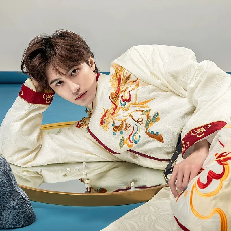 

2023 Original Tang Dynasty Round Neck Robe Eagle Embroidery Men Women's Couple Hanfu Robe Costume