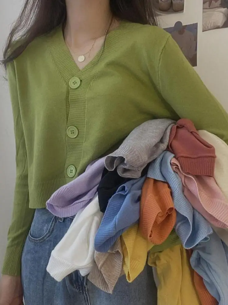 بلوفر نسائي بأزرار وأكمام طويلة ورقبة V ، كارديجان محبوك ، بلوزة قصيرة ، ملابس نسائية ، ملابس الشارع النحيف ، أحادي اللون ، الخريف ، الشتاء