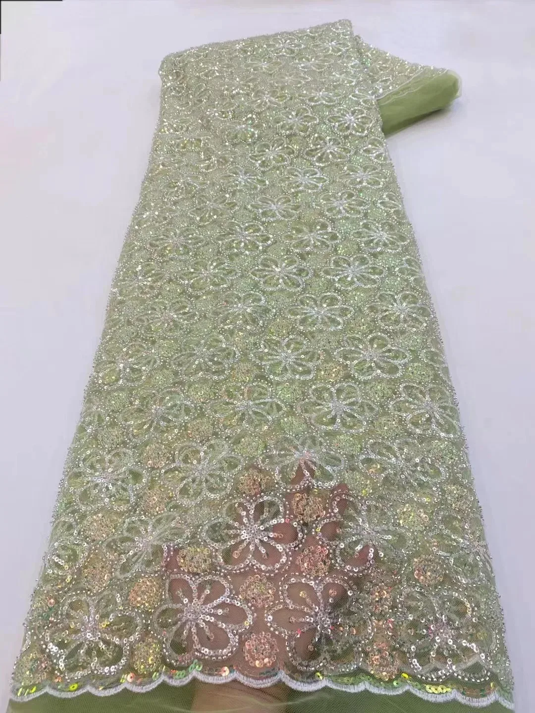 Рисунок 3 - Новинка 2024, африканская кружевная ткань с блестками