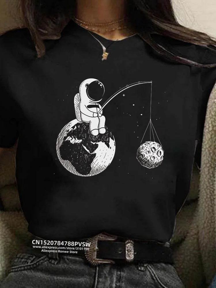 Camiseta con estampado de Harajuku Luna para mujer, remera negra