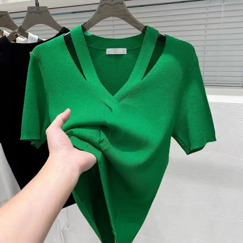 

Женский тонкий топ с V-образным вырезом, модный тонкий топ с коротким рукавом, женская вязаная футболка из вискозы, топы, Женский Свободный Повседневный Топ Q415