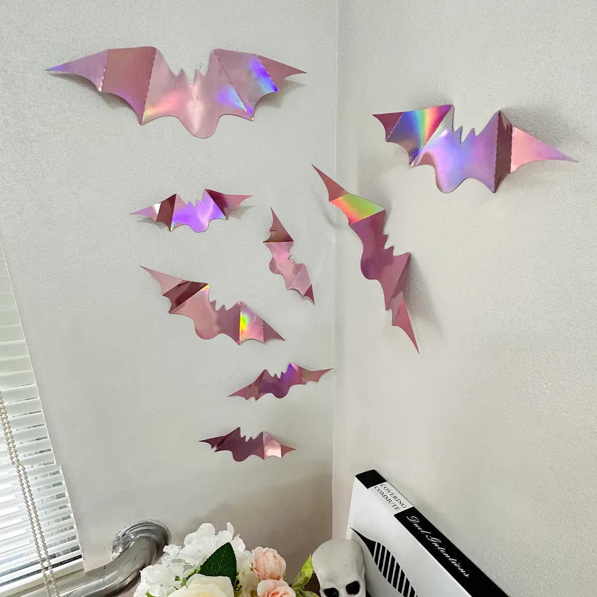 

12pcs 3D Halloween Bats Wall Stickers PET 34cm Large Size Laser Three-dimensional Bat Sticker Halloween Horror Party Scene Props