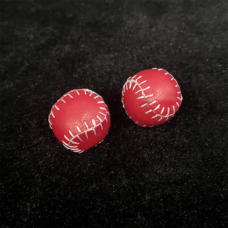 0.87INCH(22MM) LEATHER BALL RED Magic Tricks Chop Cup Ball Accessory For Cups Balls Magia Illusions Gimmicks Mentalism Props 4 pcs handles cheerleading flower ball cheering props pom poms compact colored balls pompoms cheerleader delicate