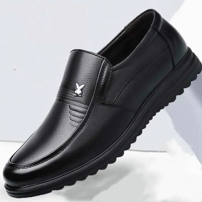 

Men's Leather Shoes Business Casual Patent Leather Shoe Breathable Soft Bottom Middle-Aged and Elderly Dad Dress Shoes Men