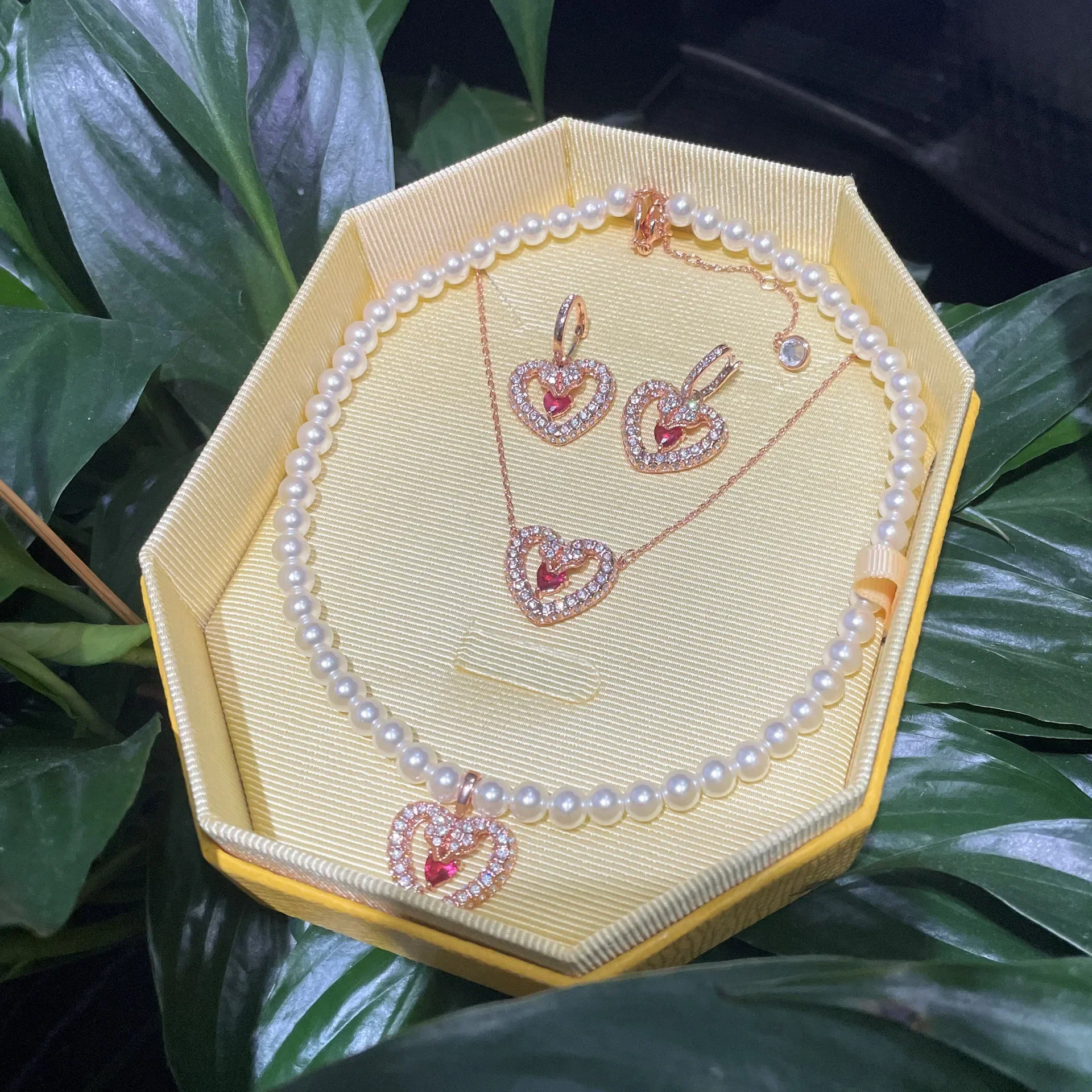 2025 Original Heart-Shaped Series Fine Jewelry Sets Fashion High Quality for Women Necklace Earrings Bracelet Ring Wedding Gifts 2