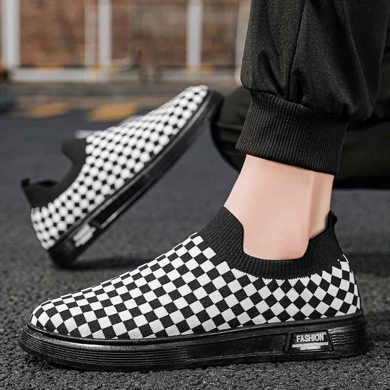 Hot Knit Plaid Men's Sneakers Summer Breathable Flat Skateboarding Shoes Men Fashion Comfortable Slip-on Casual Loafers For Men