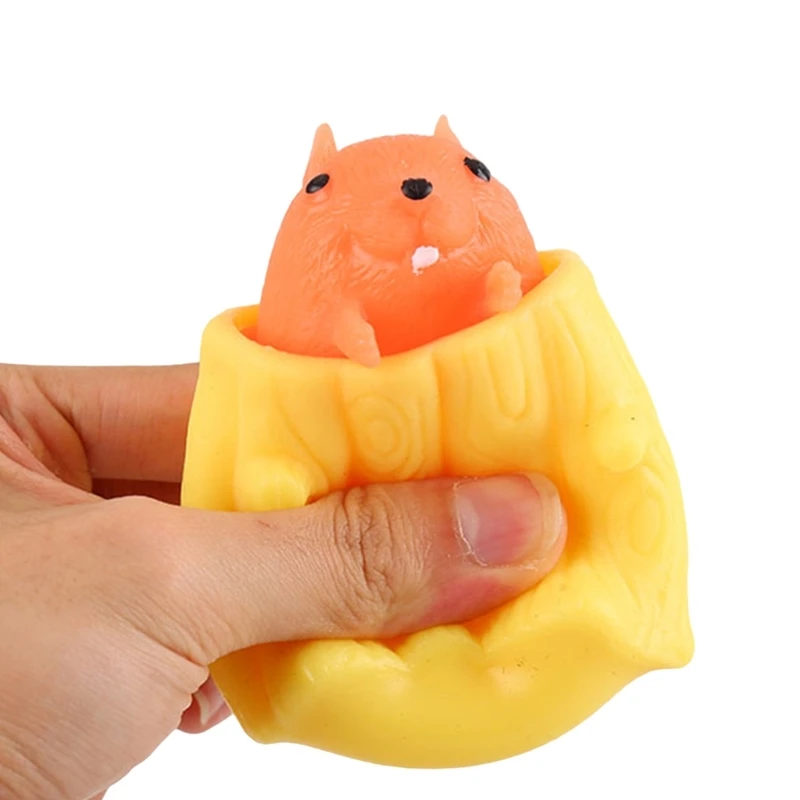 

Squeeze Squirrels Stress Relief Cup Toy Decompression Toy Halloween Decors